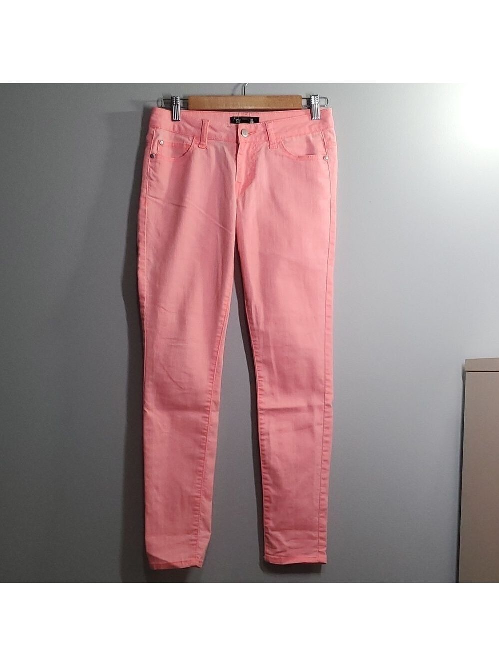 Forever 21 jeans women's size 26 equals US size 2 pink florescent barbiecore